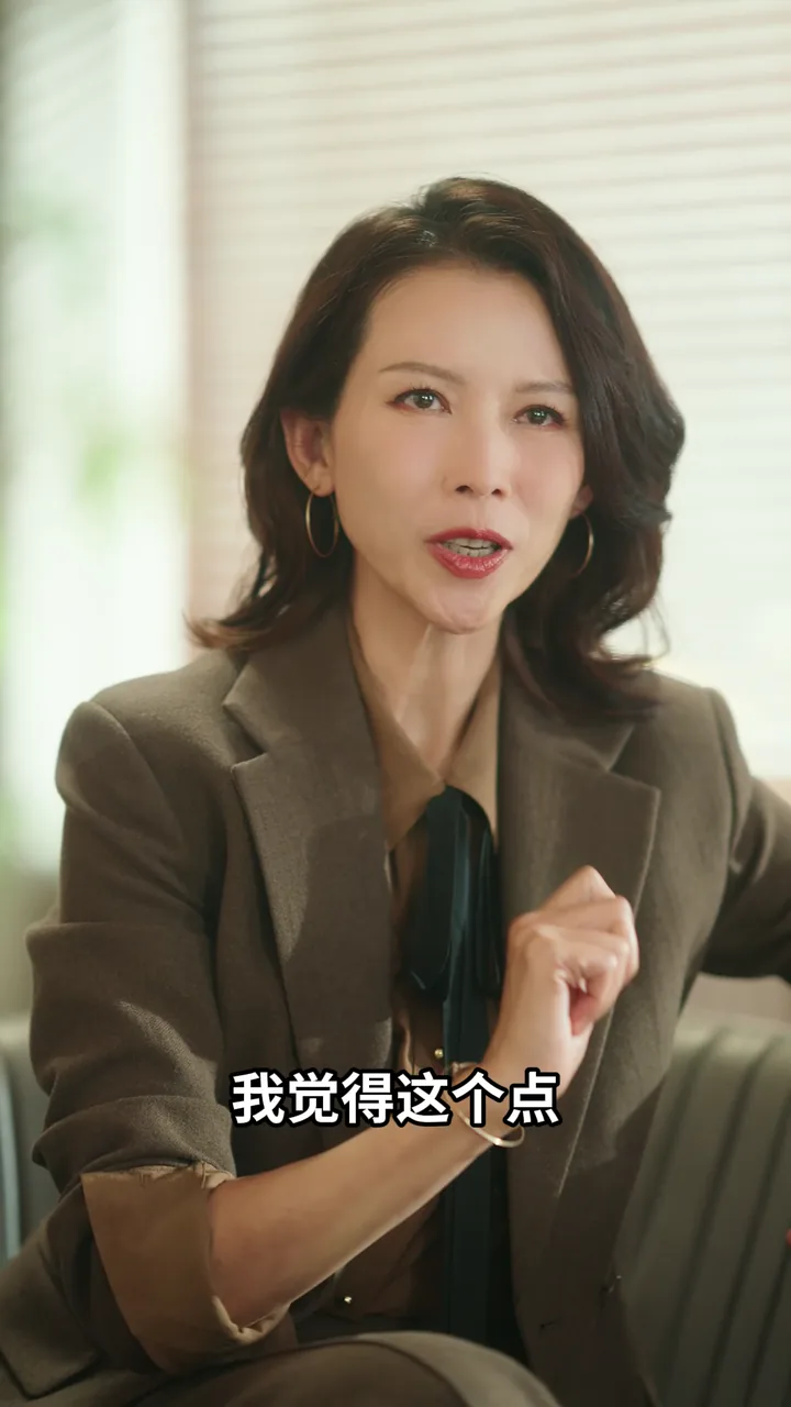 Real Interview｜【蔡少芬——真实采访】 项目视觉